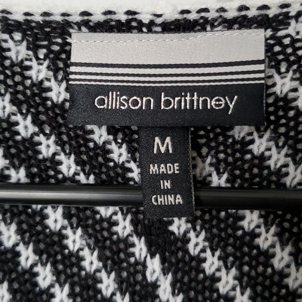 Cardigan - Picture 2 of 3